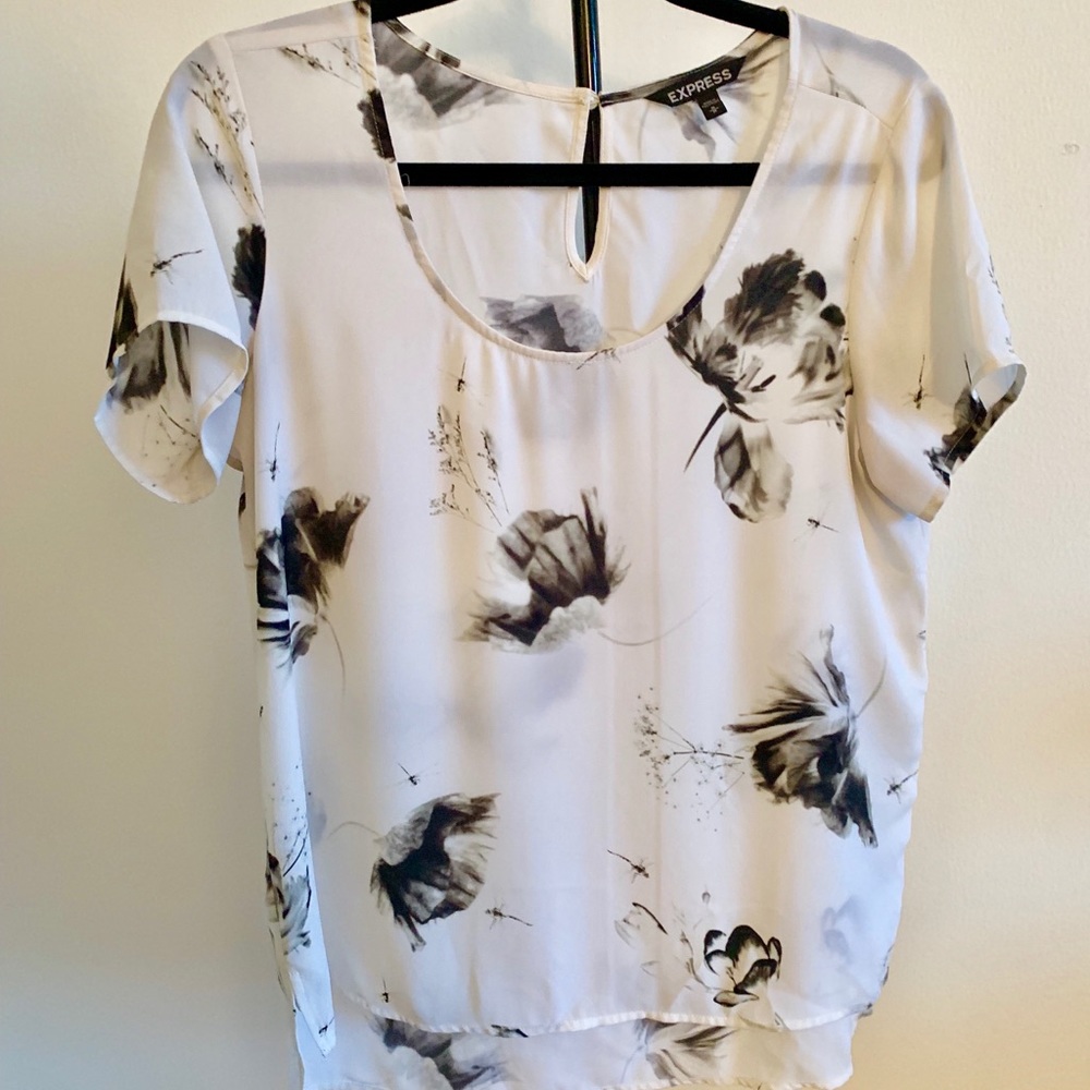 Short sleeve blouse from Express